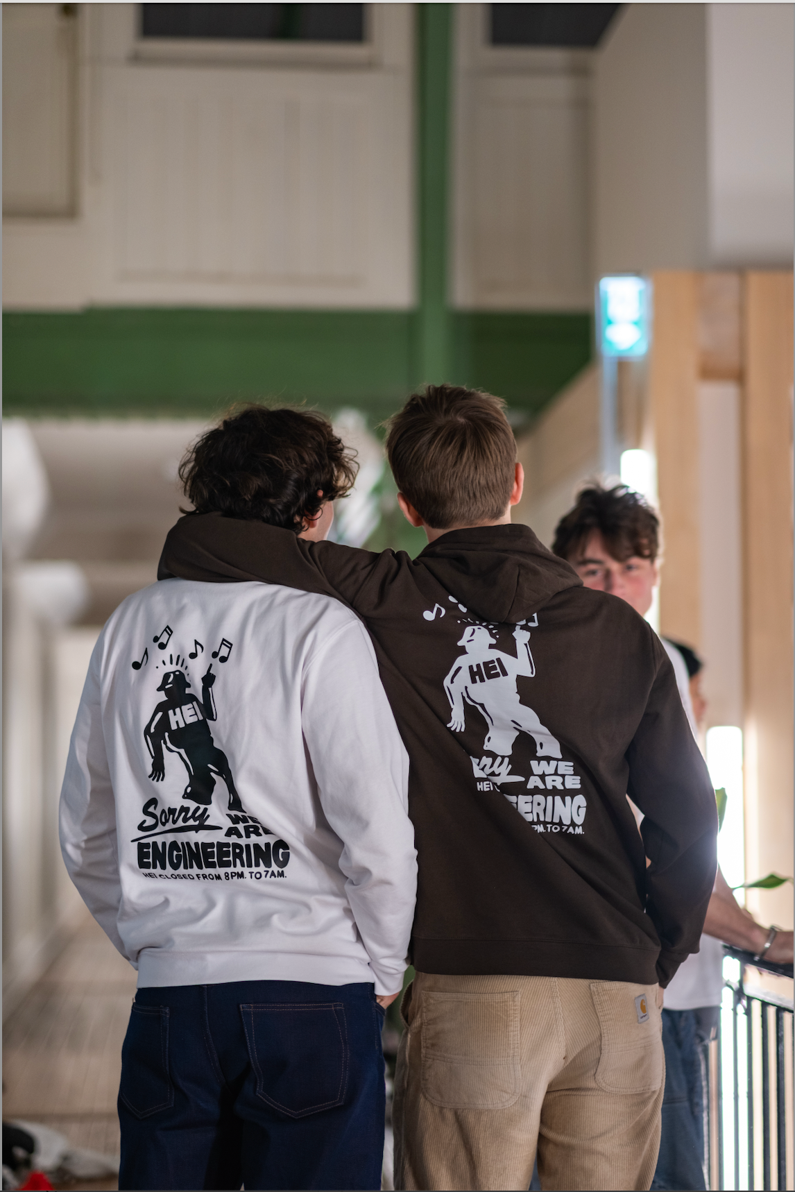 Sweat-shirt capuche